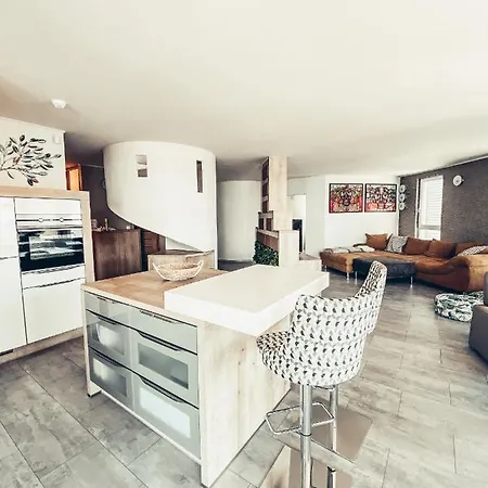 Admiral Sky Deluxe Apartman Apartment Siofok