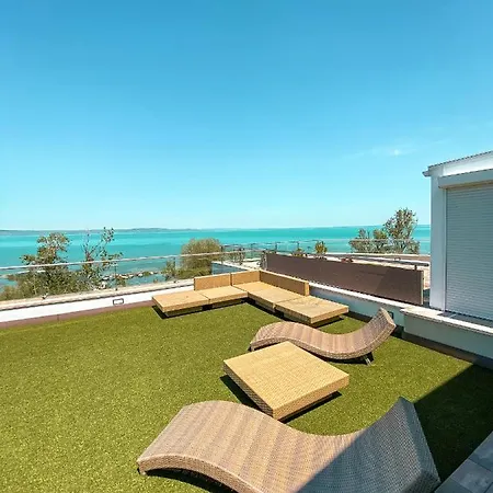 Admiral Sky Deluxe Apartman * Siofok